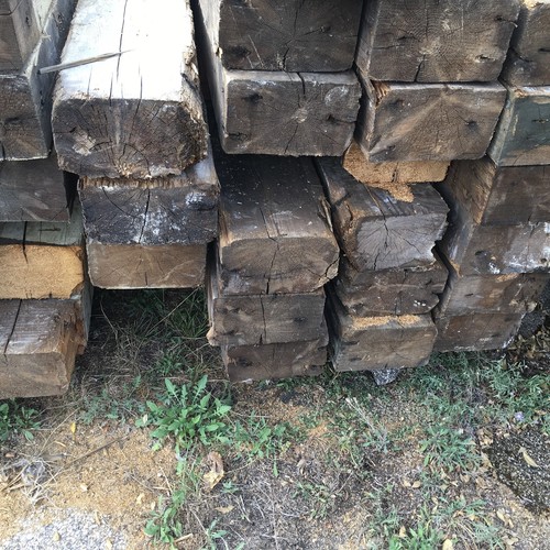 Reclaimed Pine Timbers