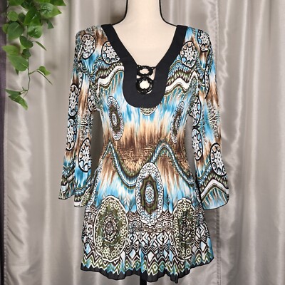 Nicola Woman Women's Floral Boho Stretch V-Neck Pleated Top Size 2X
