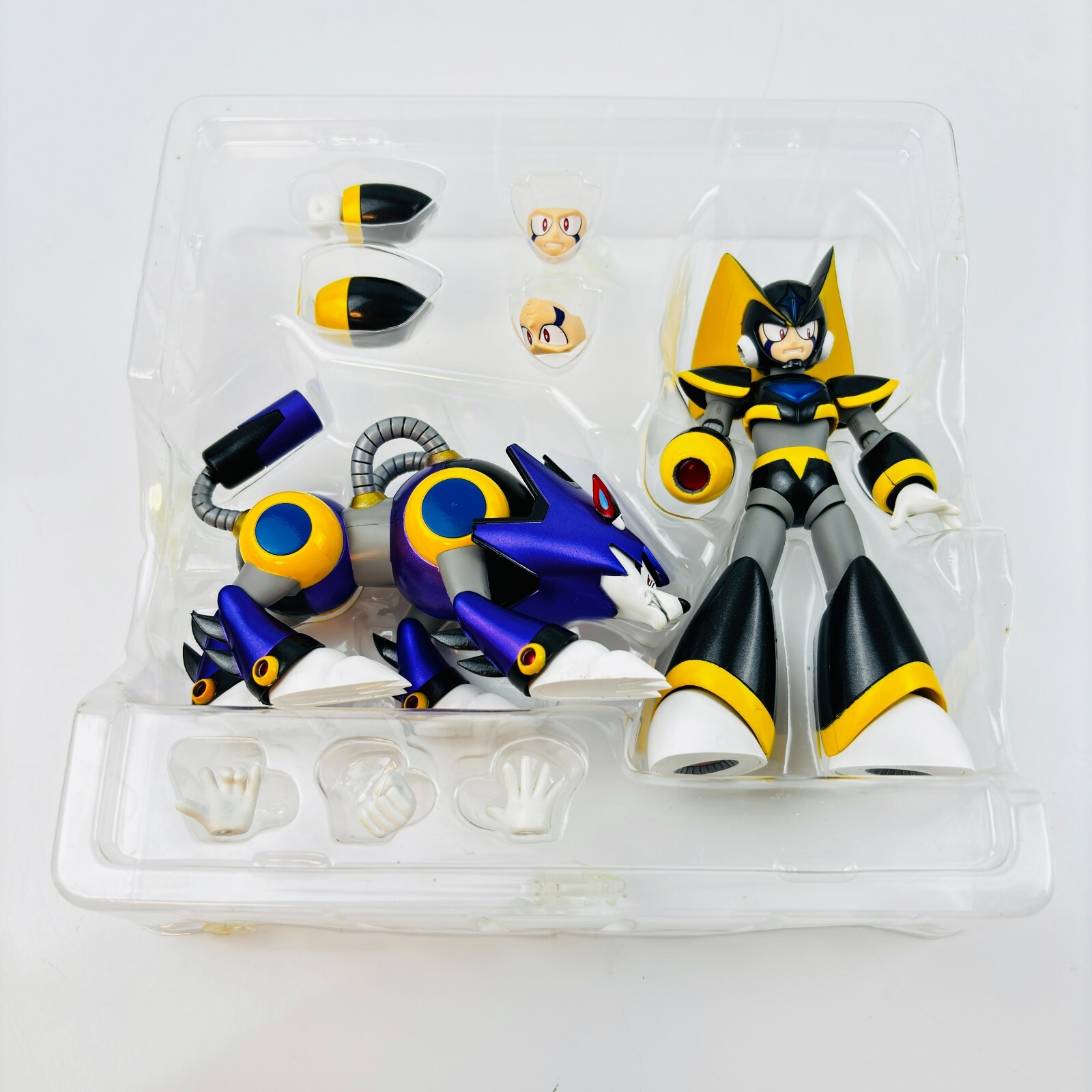 D-Arts フォルテフィギュア MEGAMAN Bass figure Bandai D-arts Megaman Rockman Bass Forte Figure CAPCOM Bass