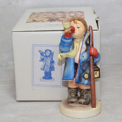 Hummel Figurine 15/0 ln box Hear Ye, Hear Ye
