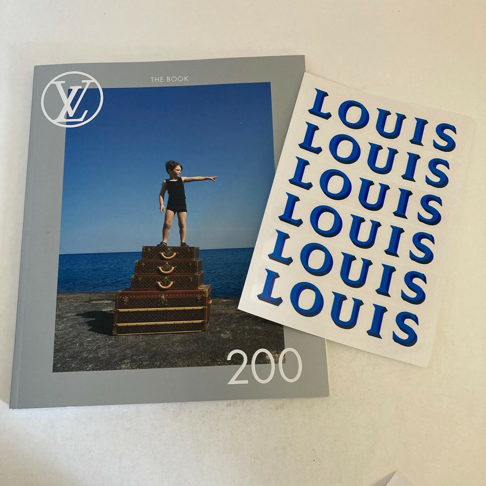 ルイヴィトン　THE BOOK LOUIS VUITTON - Image Catalog THE BOOK #200 2021 w/ Sticker