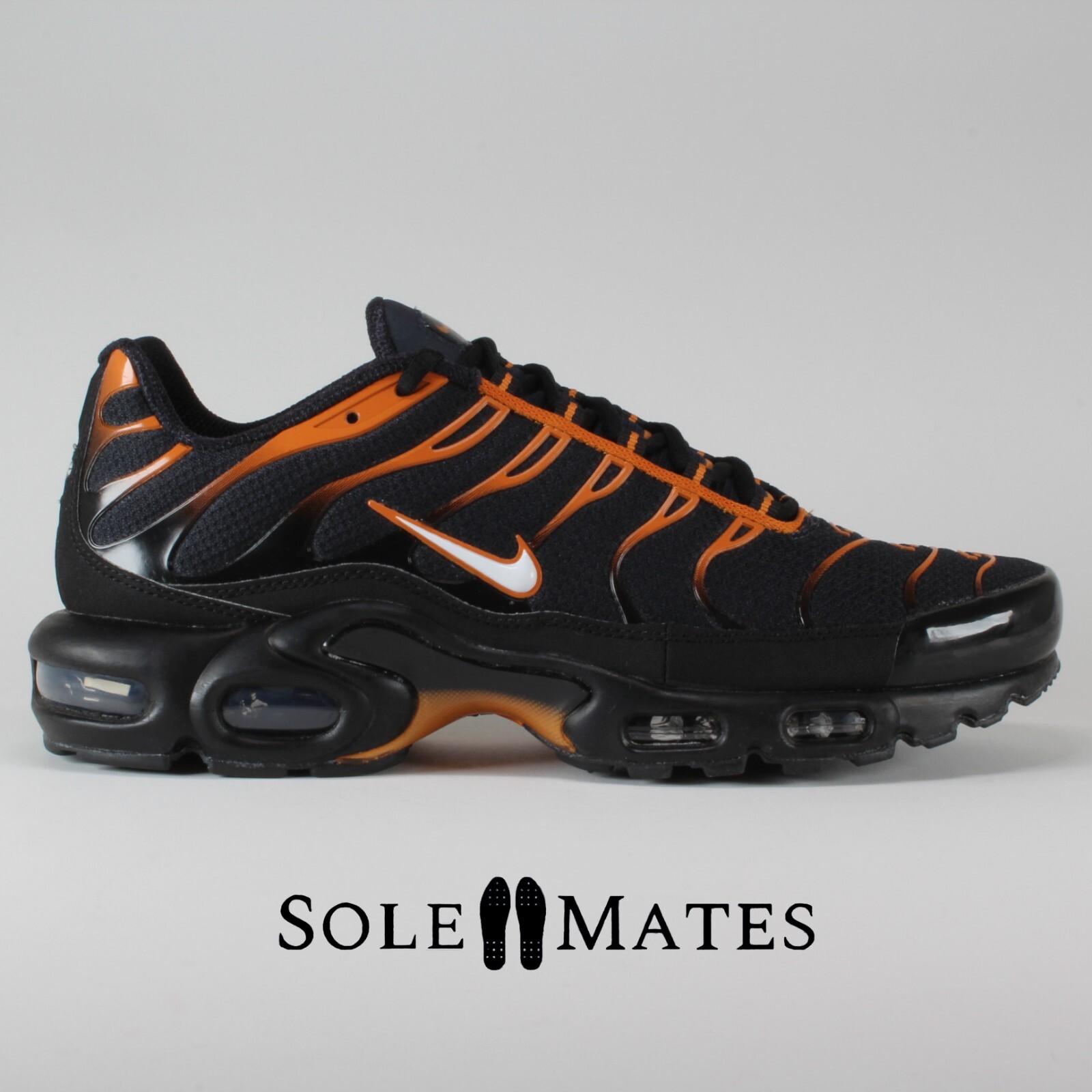 NIKE★AIR MAX PLUS★DARK OBSIDIAN/MONARCH/BLACK/WHITE Buy Air Max Plus 'Dark Obsidian Monarch' - FN6949 400 | GOAT