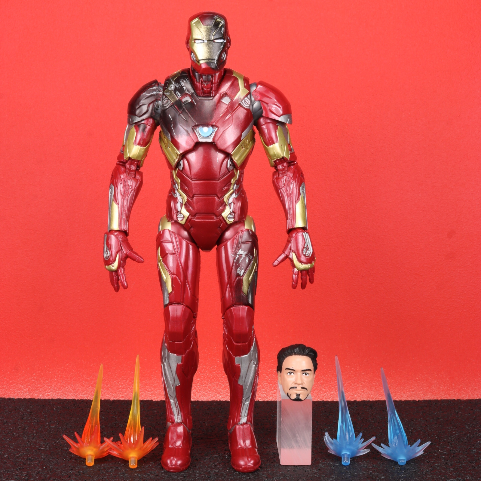 特撮 MARVEL CIVIL WAR IRON MAN 400% Marvel Legends Captain America Civil War Iron Man Mark 46