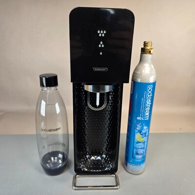Soda stream SRA-001 Soda Maker Machine Sparkling Water Black w Bottle & CO2