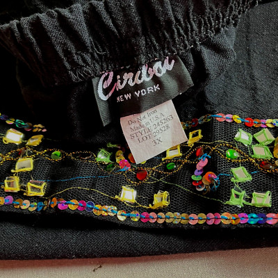 CARIBOU sz 3x 100% Cotton Sequin Embroidered Hemline Pull-On Black Pants Cropped