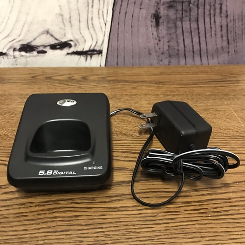 AT&T E5813B Cordless 3 Handset Phones With 1 Base Stand/Cradle & Charger (Z0