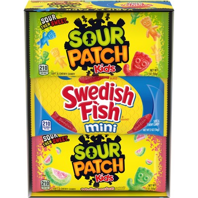 SOUR PATCH KIDS and SWEDISH FISH Mini Soft & Chewy Candy Variety 18 - 2 oz Bags