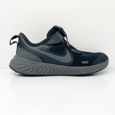 

Nike Boys Revolution 5 BQ5672-001 Черные кроссовки для бега, размер 12C, Черный, Revolution 5