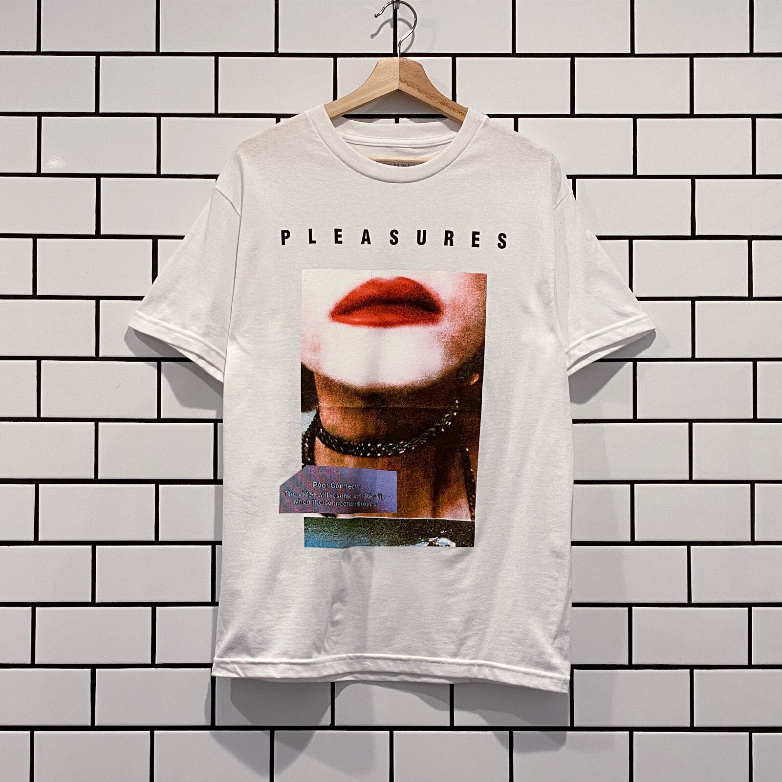 【PLEASURES】プレジャーズ Pleasures Poor Connection Tee PLEASURES POOR CONNECTION T-SHIRT WHITE | eBay