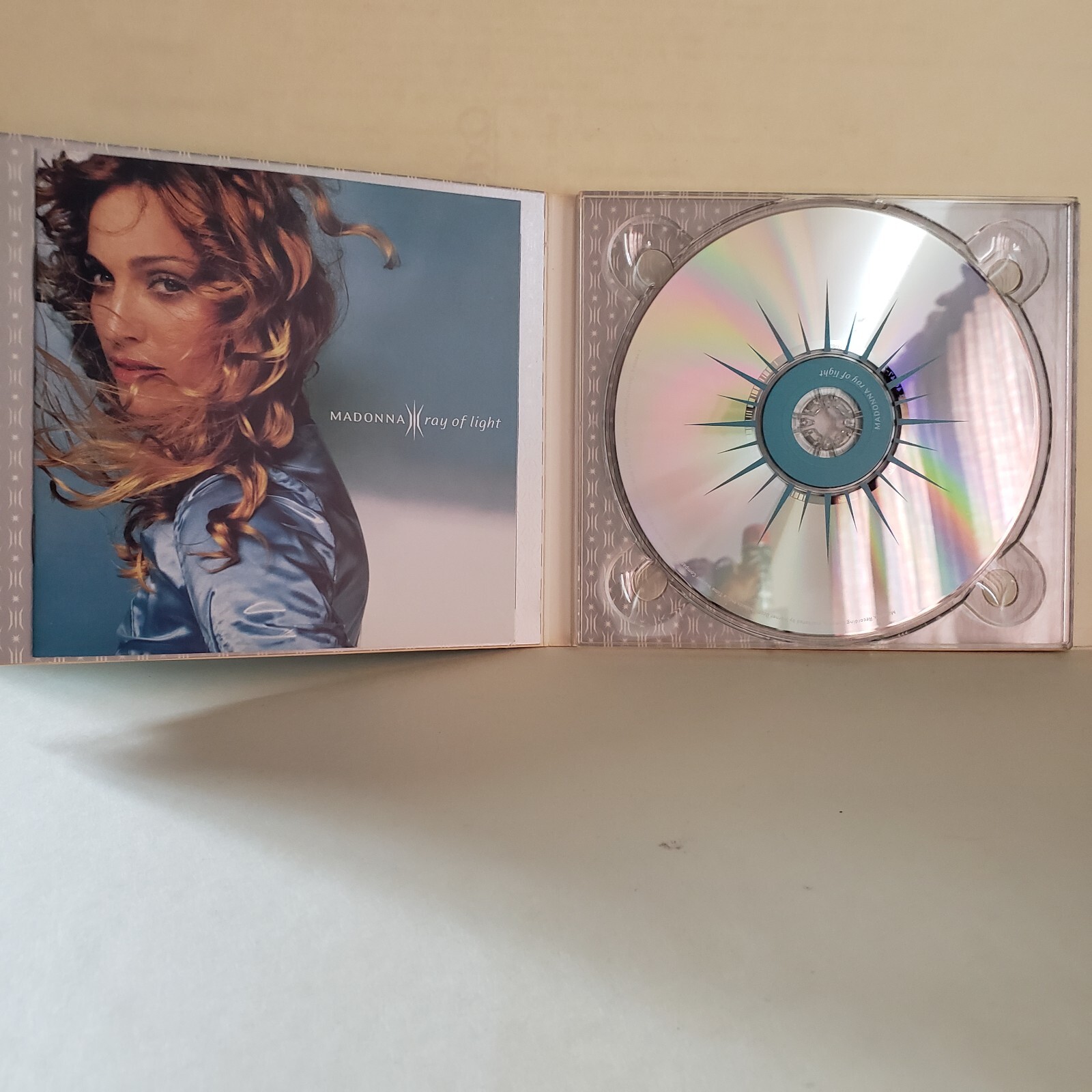 MADONNA Ray Of Light マドンナ CD 限定版 未開封 輸入版