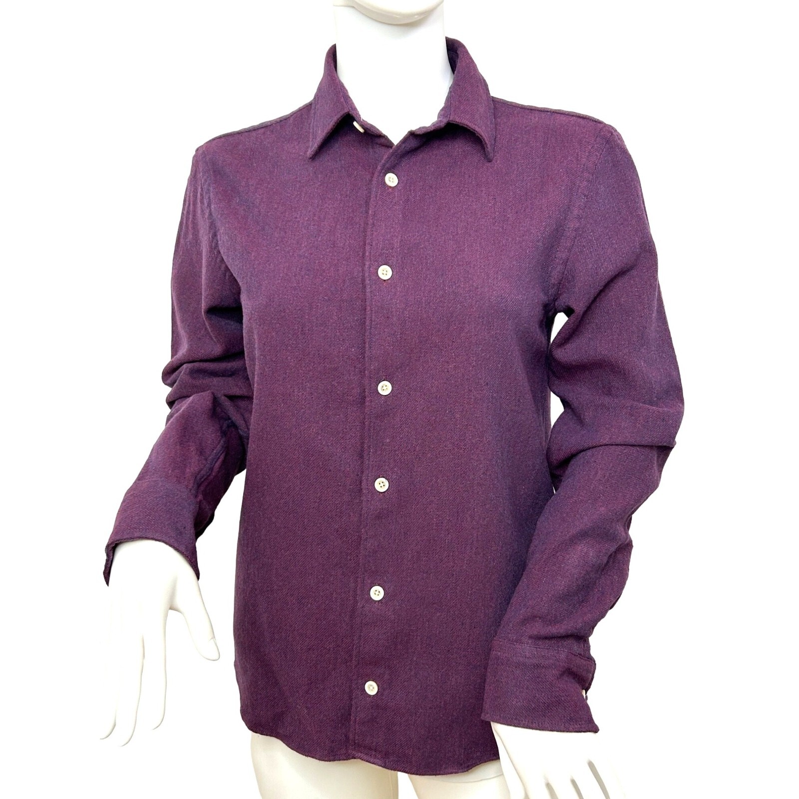 【トリートユアセルフ】Rose accent shirt blouse Rose accent shirt blouse – Treat Ürself