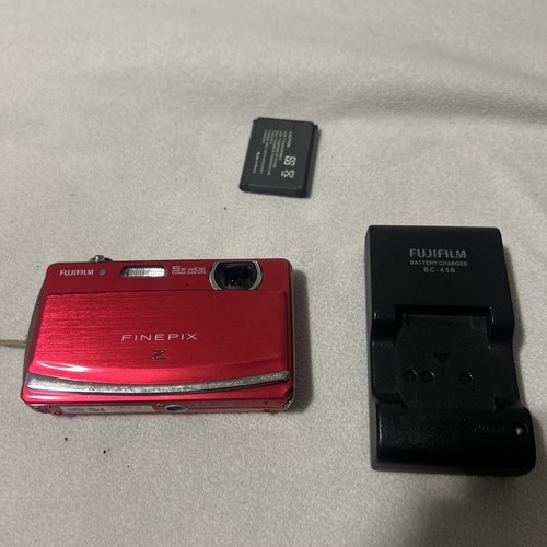 254 FUJIFILM FinePix Z90 ブラック Fujifilm_FinePix_Z900EXR_0.jpg