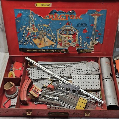 VINTAGE 1949 #10 1/2 GILBERT ERECTOR SET Missing The Motor And Parachutes
