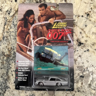 Johnny Lightning James Bond 007 Thunderball 1/64 Aston Martin GREAT CONDITION