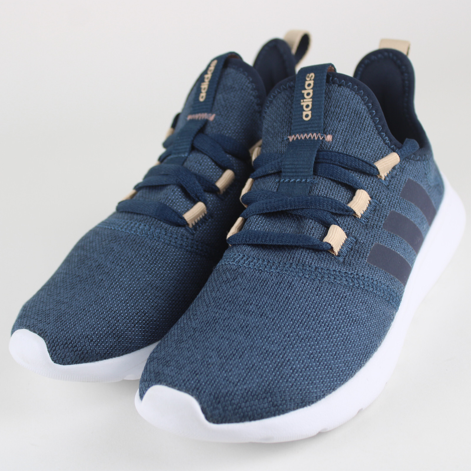 靴 UE x the POOL aoyama WINGTIP STUDS SHOES UE x the POOL aoyama WINGTIP STUDS SHOES UE x the POOL aoyama