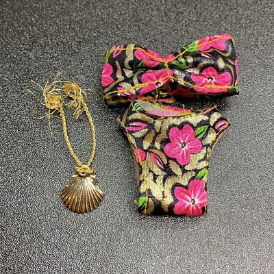 VTG Barbie bikini TROPICAL SPLASH Floral 2 Pc Swimsuit & Shell Necklace 1994