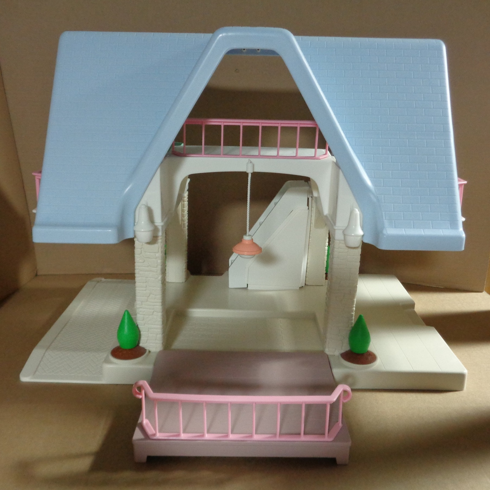 Little Tikes Place Dollhouse - Vintage 1994 - Complete with Box + Instructions