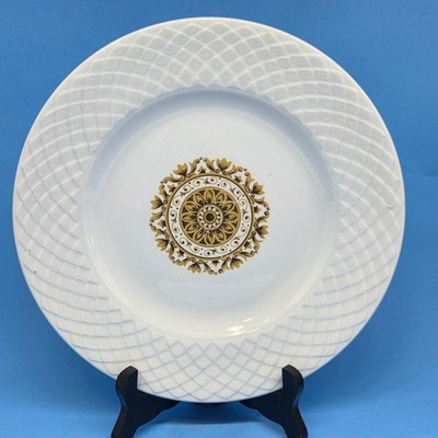 Enoch Wedgwood Tunstal GOLD MEDALLION 9 3/4