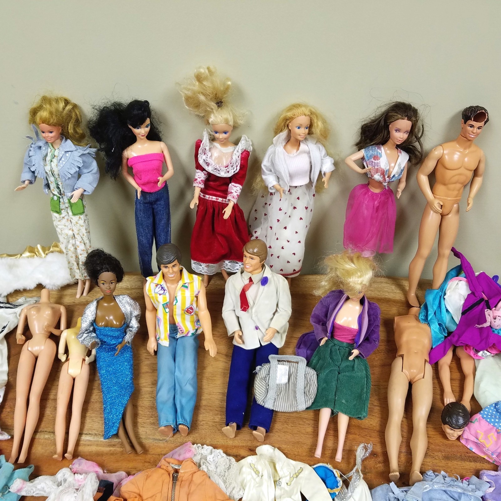 Vintage 60s Barbie Doll Lot 1966 1968 Ken Twist Turn Bend Knee Outfits Clothes