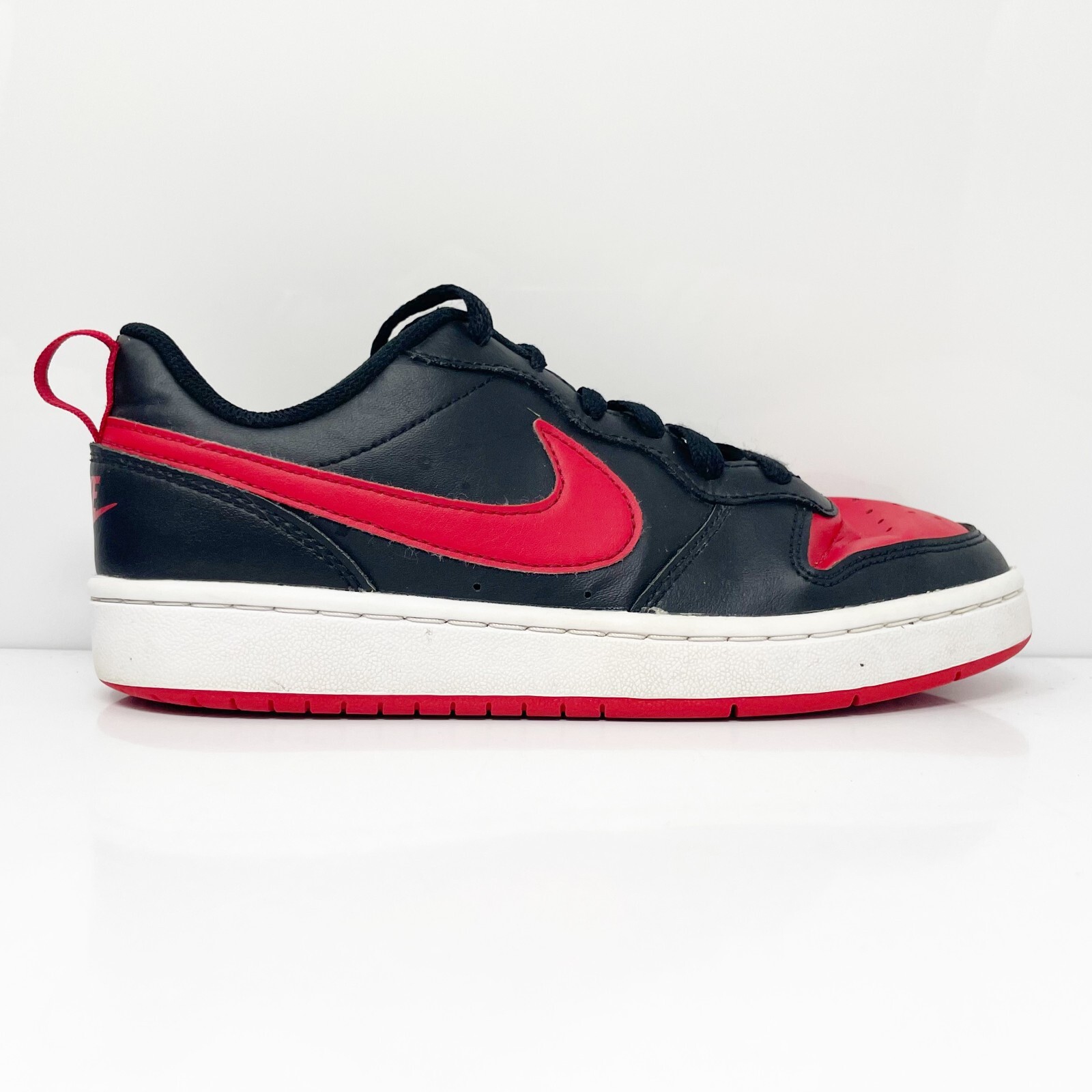 

Черные повседневные кроссовки Nike Boys Court Borough Low 2 BQ5448-007, размер 5 лет, Черный, Court Borough Low 2