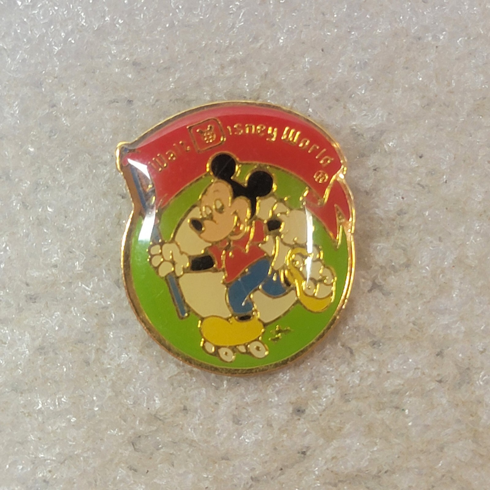 Vintage Walt Disney World Mickey Mouse Roller Skating Pin