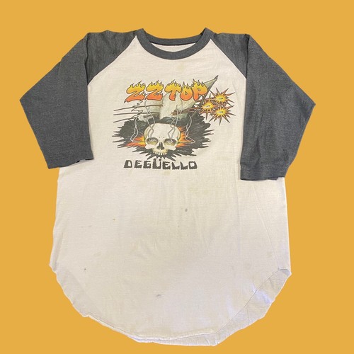 old clothing  🤟 2003 Summer Sanitarium Tour vintage shirt Featuring