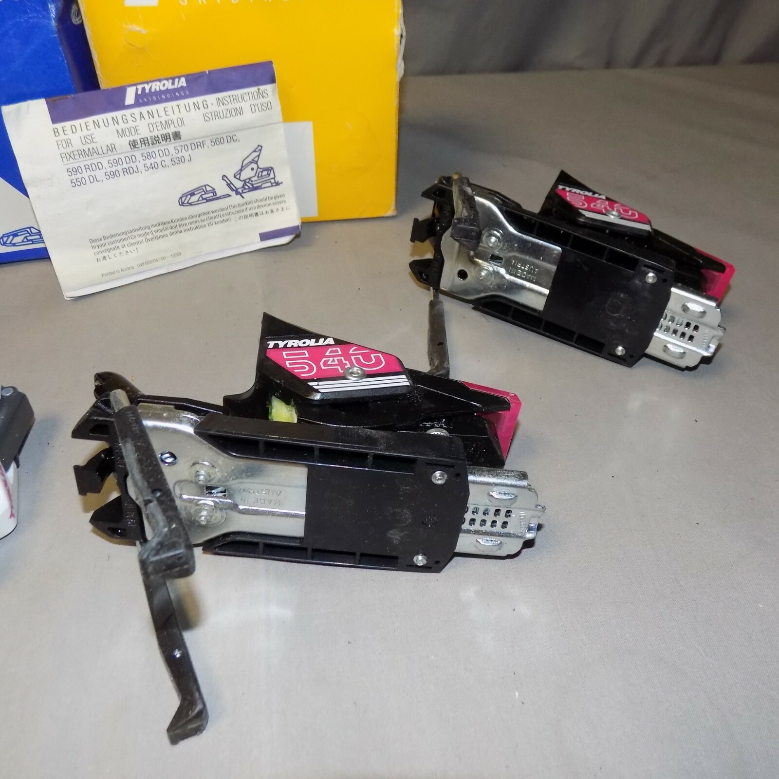 Tyrolia 540 C vintage ski bindings set new in box New Old Stock front  and back