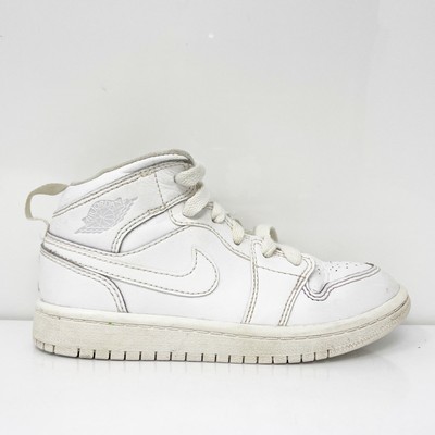 

Белые баскетбольные кроссовки Nike Boys Air Jordan 1 640734-104, размер 12C, Белый, Air Jordan 1