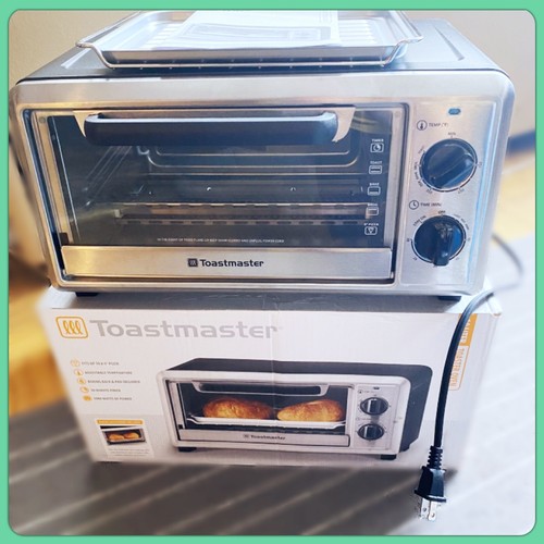 NIB TOASTMASTER 4slice Toaster Oven Broiler Silver WITH ORIGINAL BOX