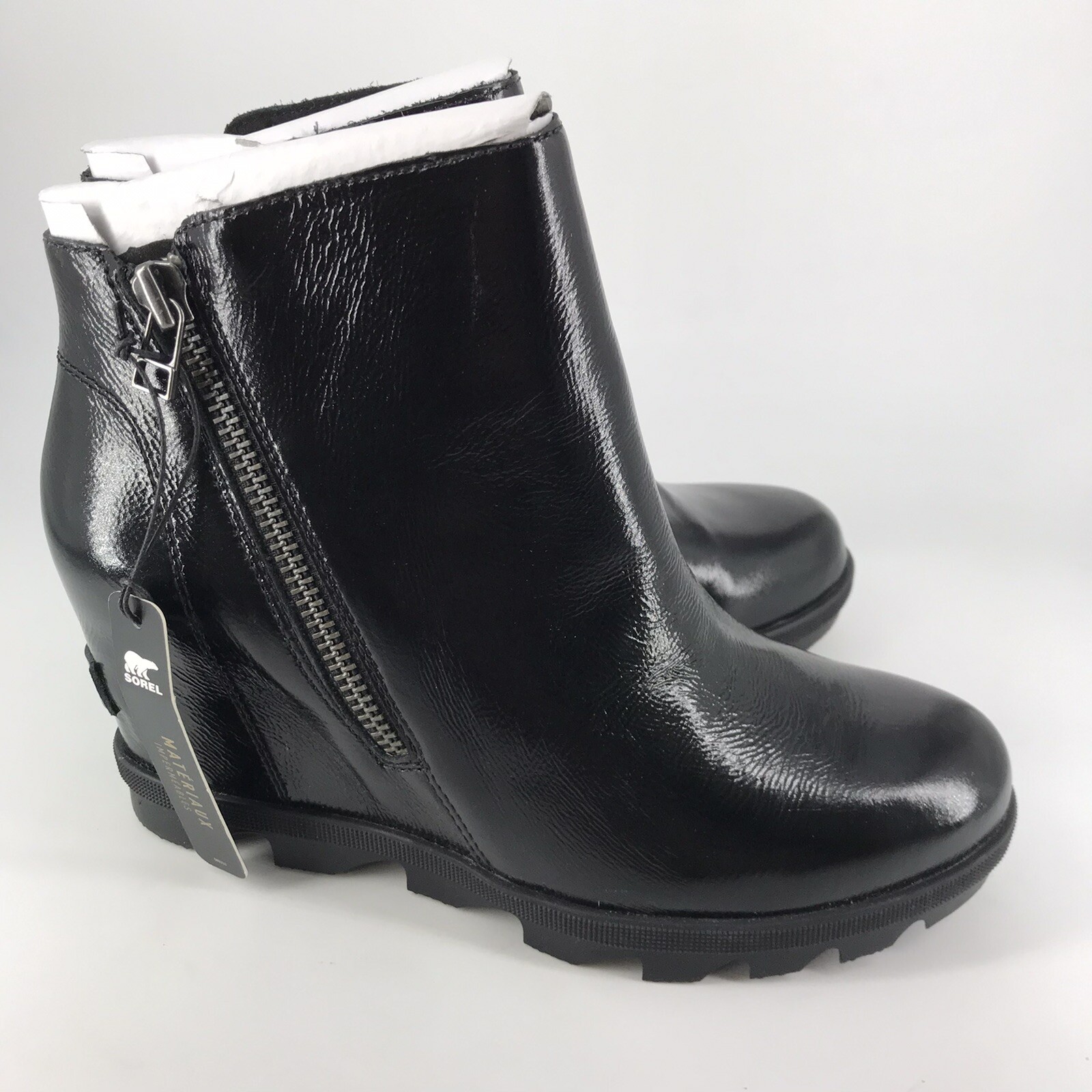 black joan of arctic wedge