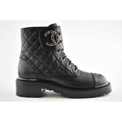 Pre-owned Chanel 21a Black Quilted Gold Cc Chain Combat Lace Up Tie Ankle Short Boots 37.5