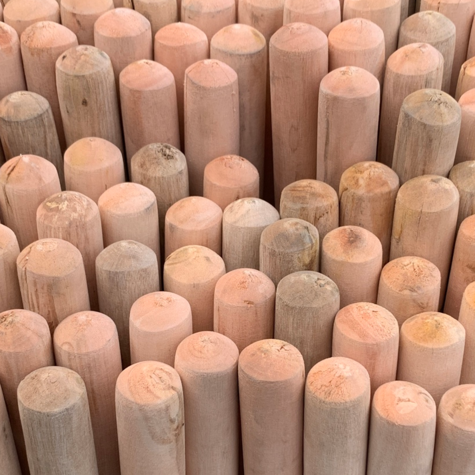 Long Wooden Broom Handle Mop Snow Shovel 4Ft 120cm Outdoor Yard Replacement