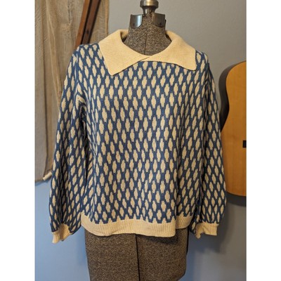 Argyle Pattern Lantern Sleeve Sweater Blue and White, Size medium 