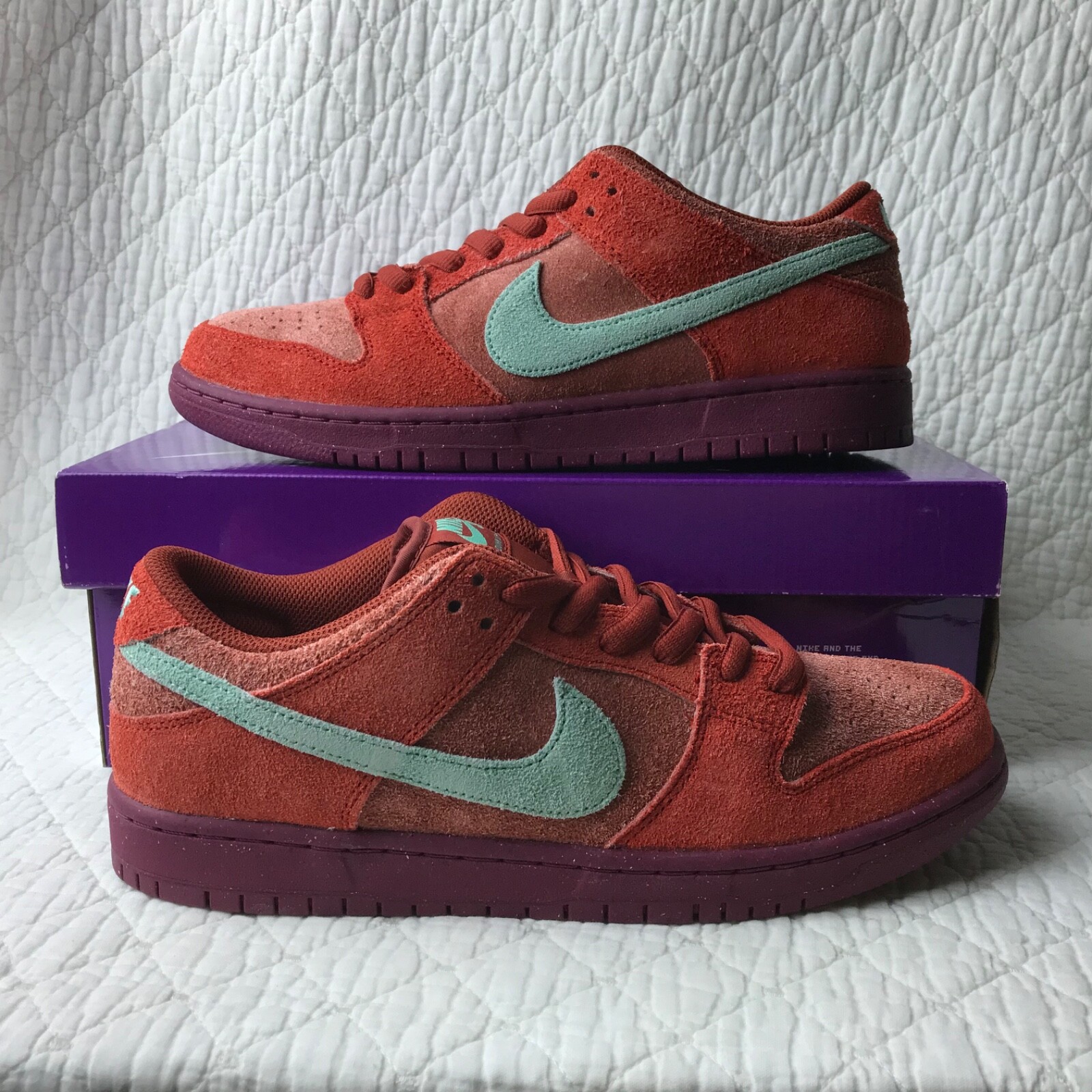 Nike SB Dunk Low Pro PRM Shoes Men's SZ 10 Mystic Red