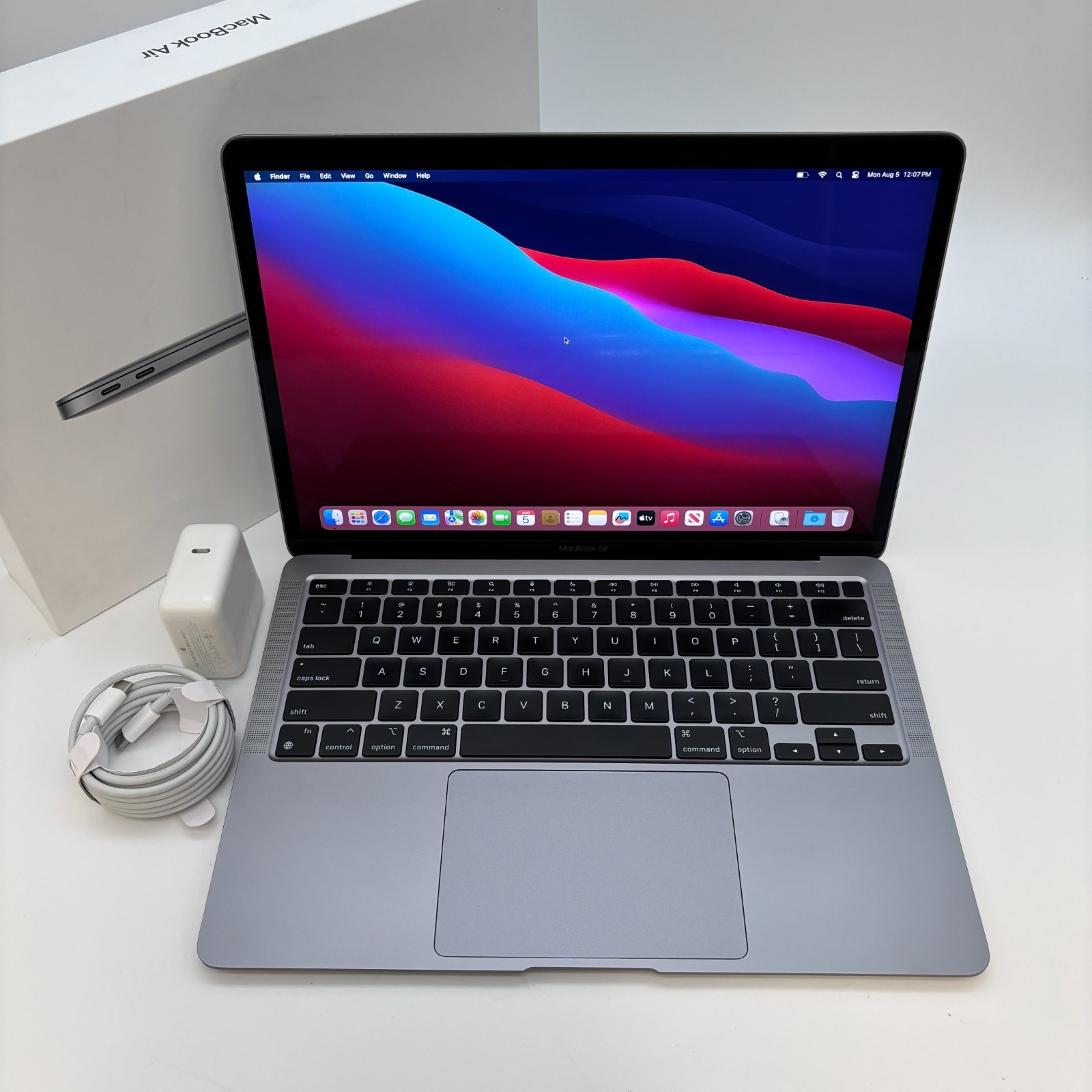 2021年M1 MacBookAir メモリ8GB ストレージ500GB MacBook