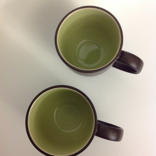 Lot Of 2 Dansk Spin Coffee Mugs Green Inside Brown Outside 16 Oz New Condition