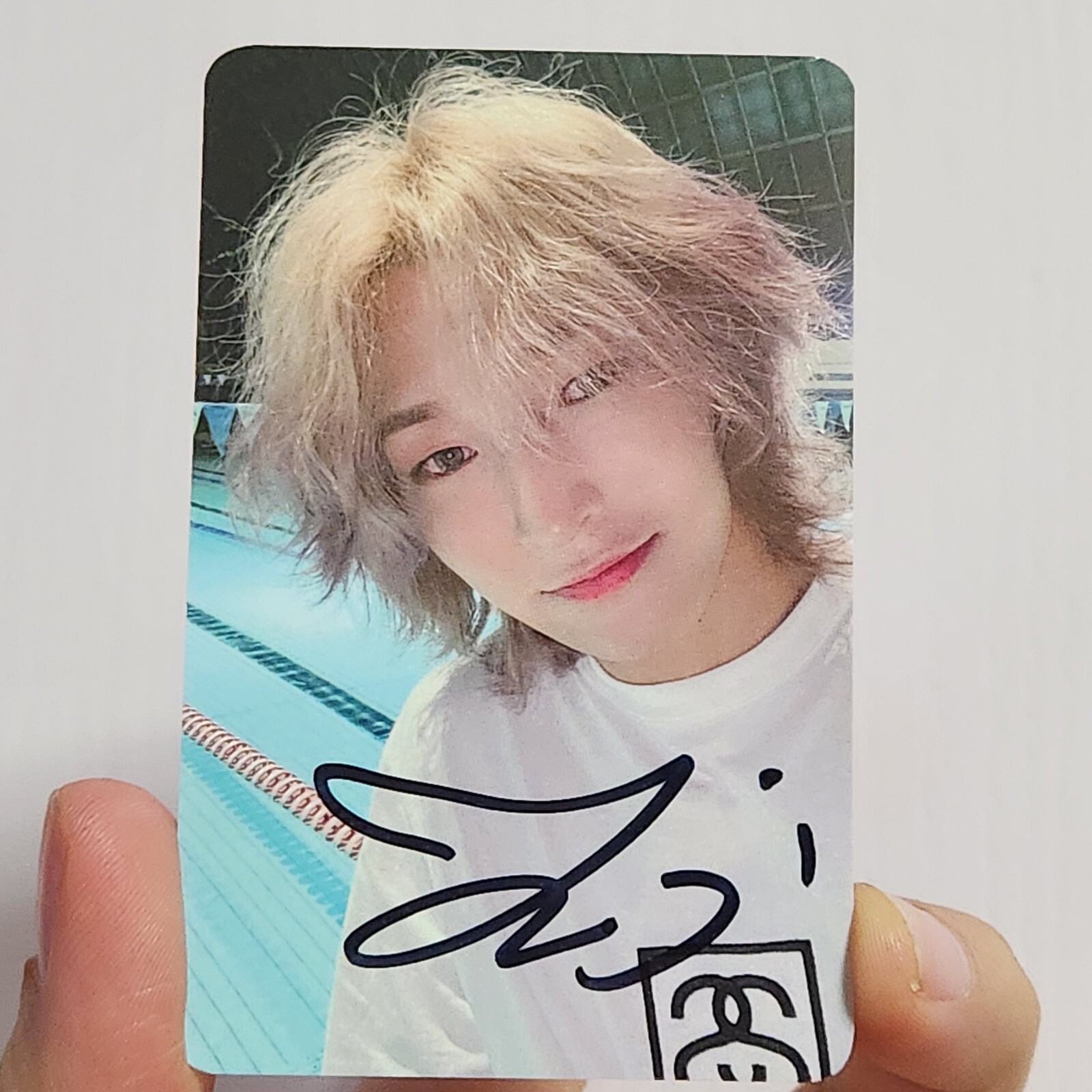 セール中…コン・ユ直筆サイン入り2Lサイズ写真…Gong Yoo…静かなる海‥