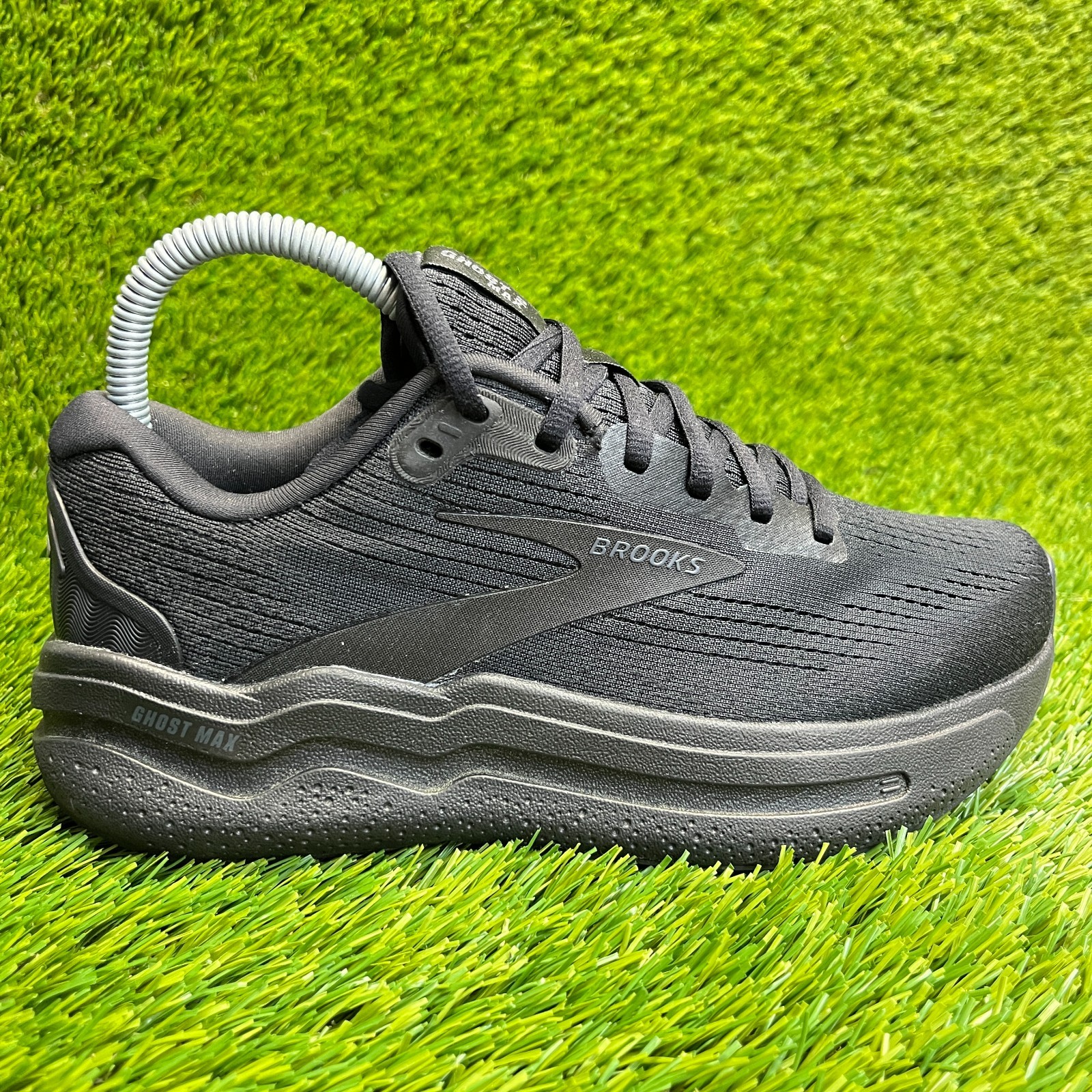 Brooks Ghost Max 2 Womens Size 7D Black Athletic Running