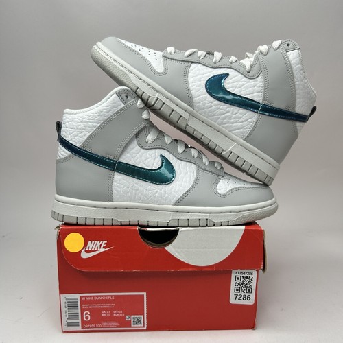 スニーカー Nike Dunk High Ring Bling colourway DR7855-100 Nike Dunk High FLS (Women's) - DR7855-100 - US
