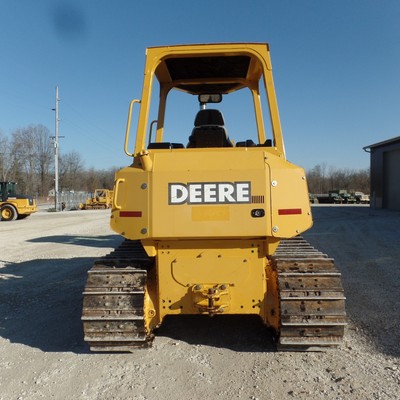 2005 John Deere 700H XLT Dozer ONE OWNER  LOW HOURS!! CLEAN!!