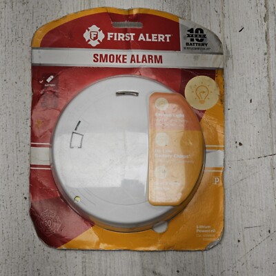First Alert Photoelectric Sensor Smoke Detector 