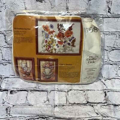 The Creative Circle Stitchery Kit 1768 Le Boudoir 1984 USA Arts & Crafts Vintage