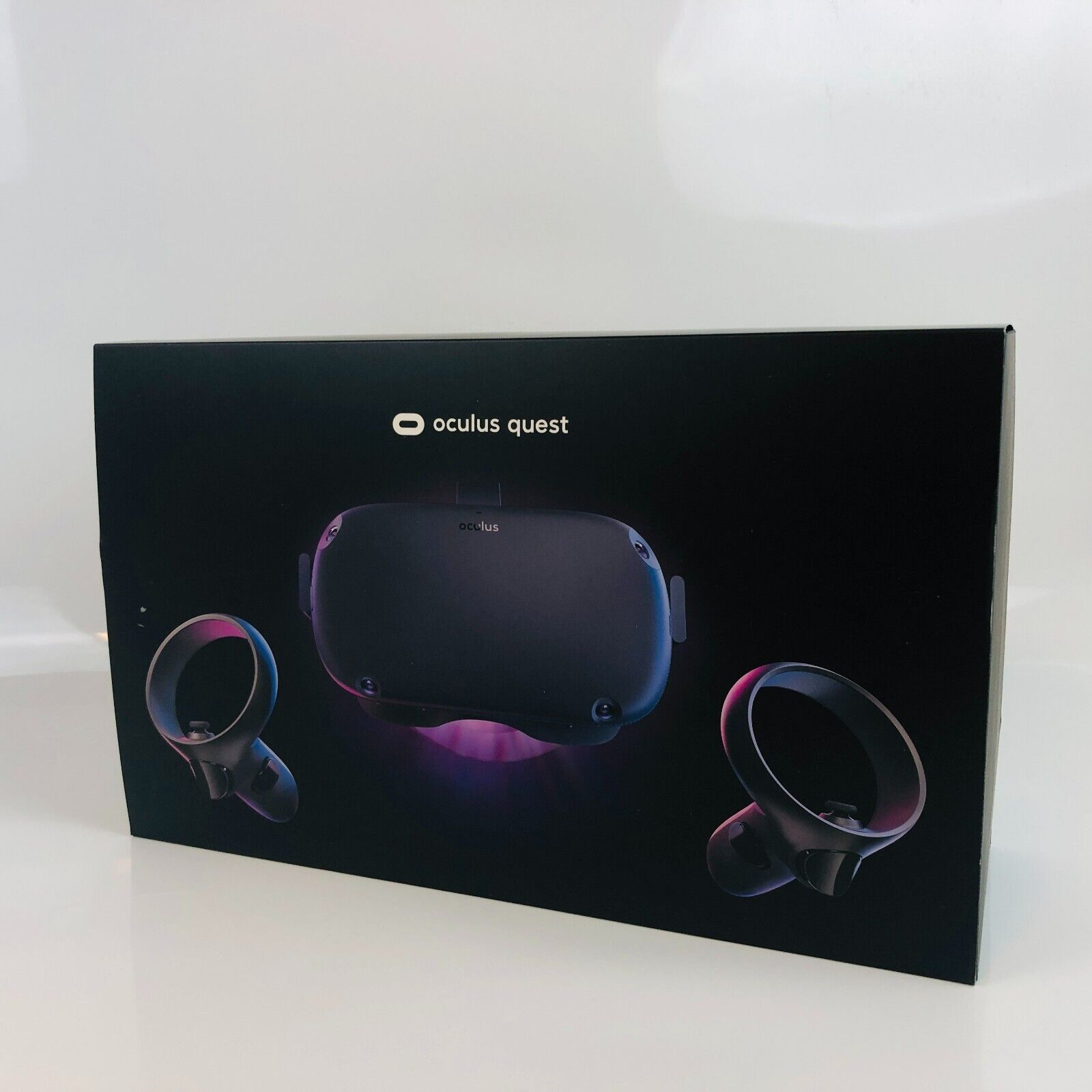 Oculus Quest 128GB Standalone VR Headset Built-in audio Oculus Quest 128GB Standalone VR Headset Built-in audio