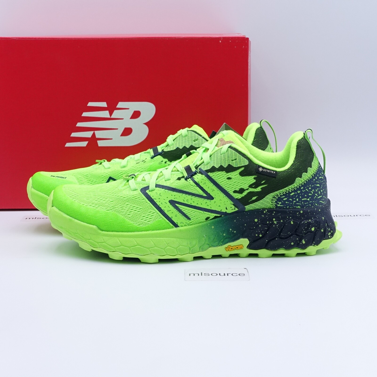 Size 9 WIDE D Women's New Balance Fresh Foam X Hierro V7 GTX
