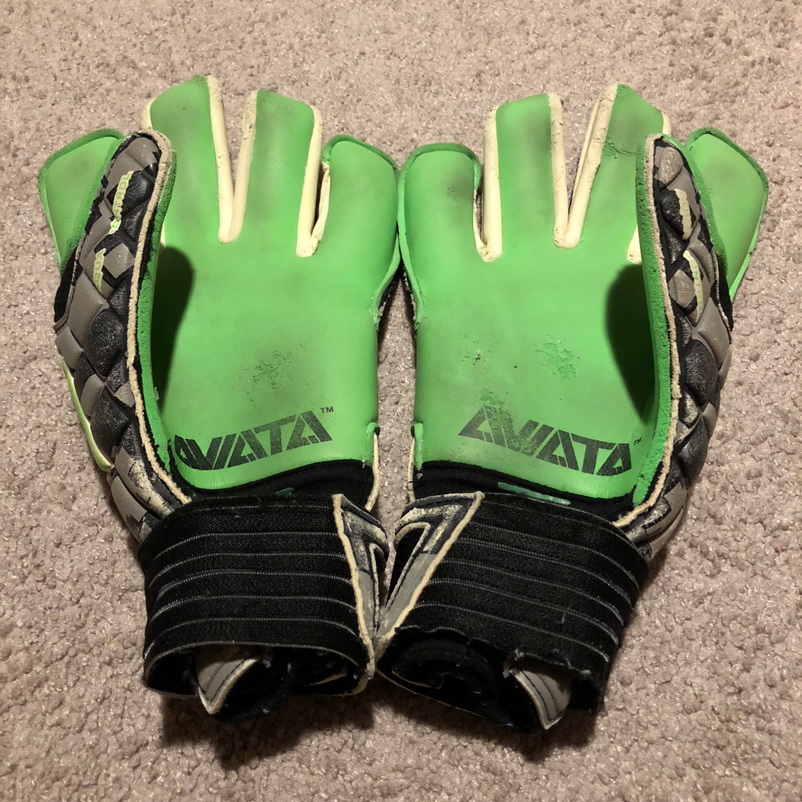 Aviata Stretta Series Digi Camo Soccer Goalkeeper Goalie Gloves Size 10