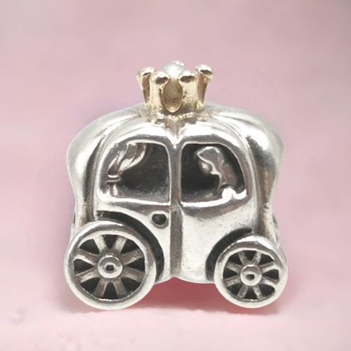 パンドラ　pandora royal carriage charm 14k Authentic Pandora Royal Carriage Charm Sterling Silver & 14K