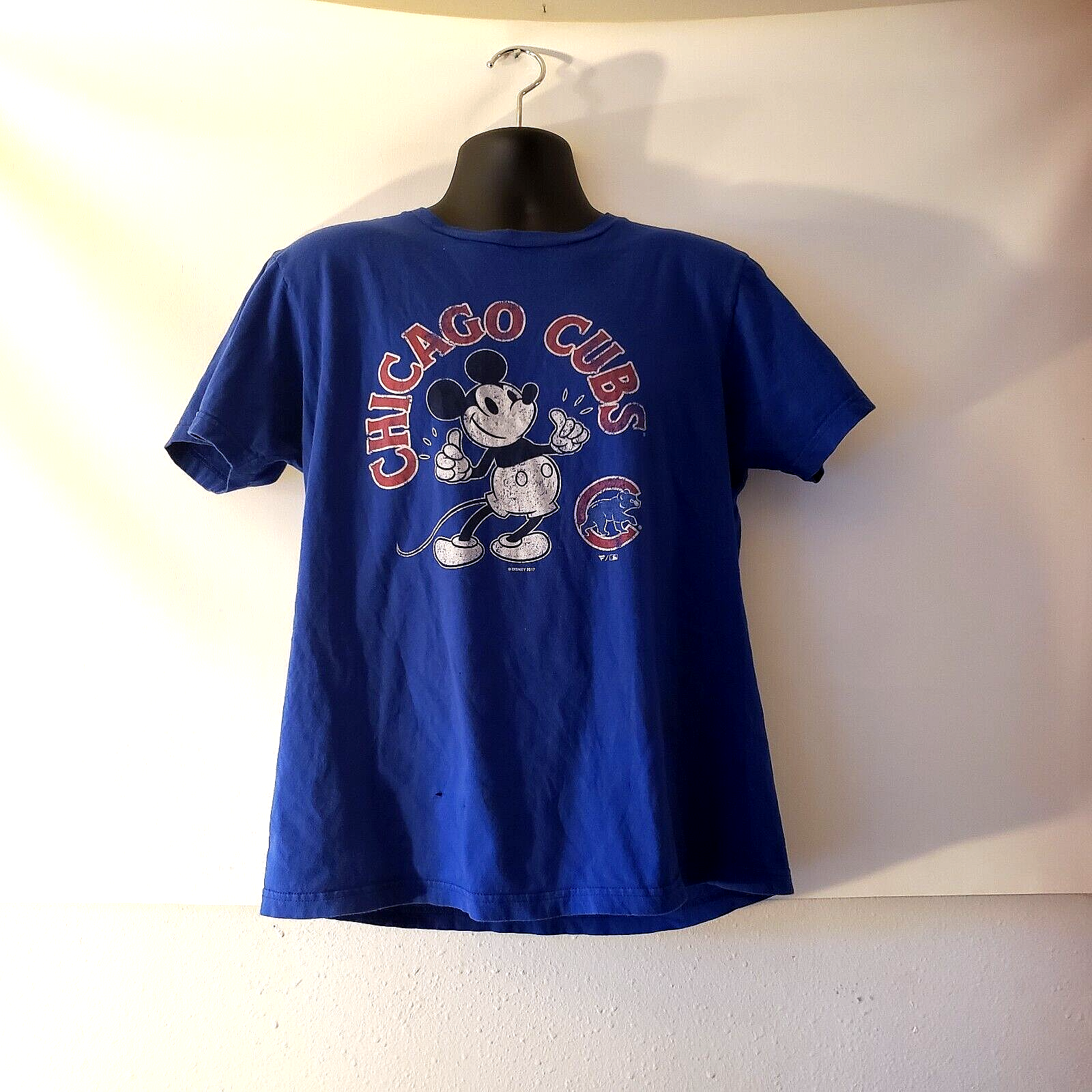 Chicago Cubs T Shirt Men s Size Large LG Blue MLB Mickey Mouse eBay