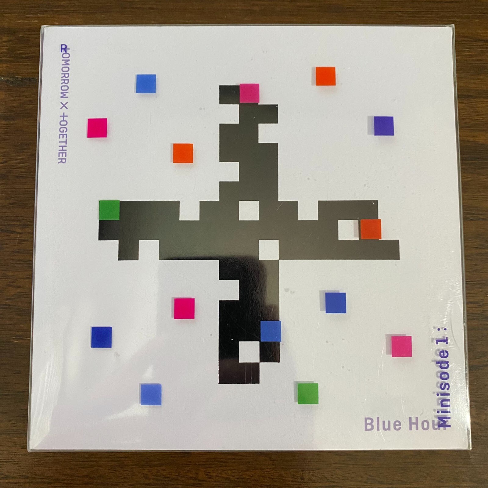 TXT 写真集　BLUE H:OUR 1st ・2nd 41G6agvuM1L.jpg_BO30,255,255,