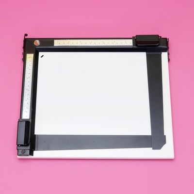 Metal 2-Blade Adjustable Darkroom Enlarging Easel Mask 20x25cm / 8x10" Japan