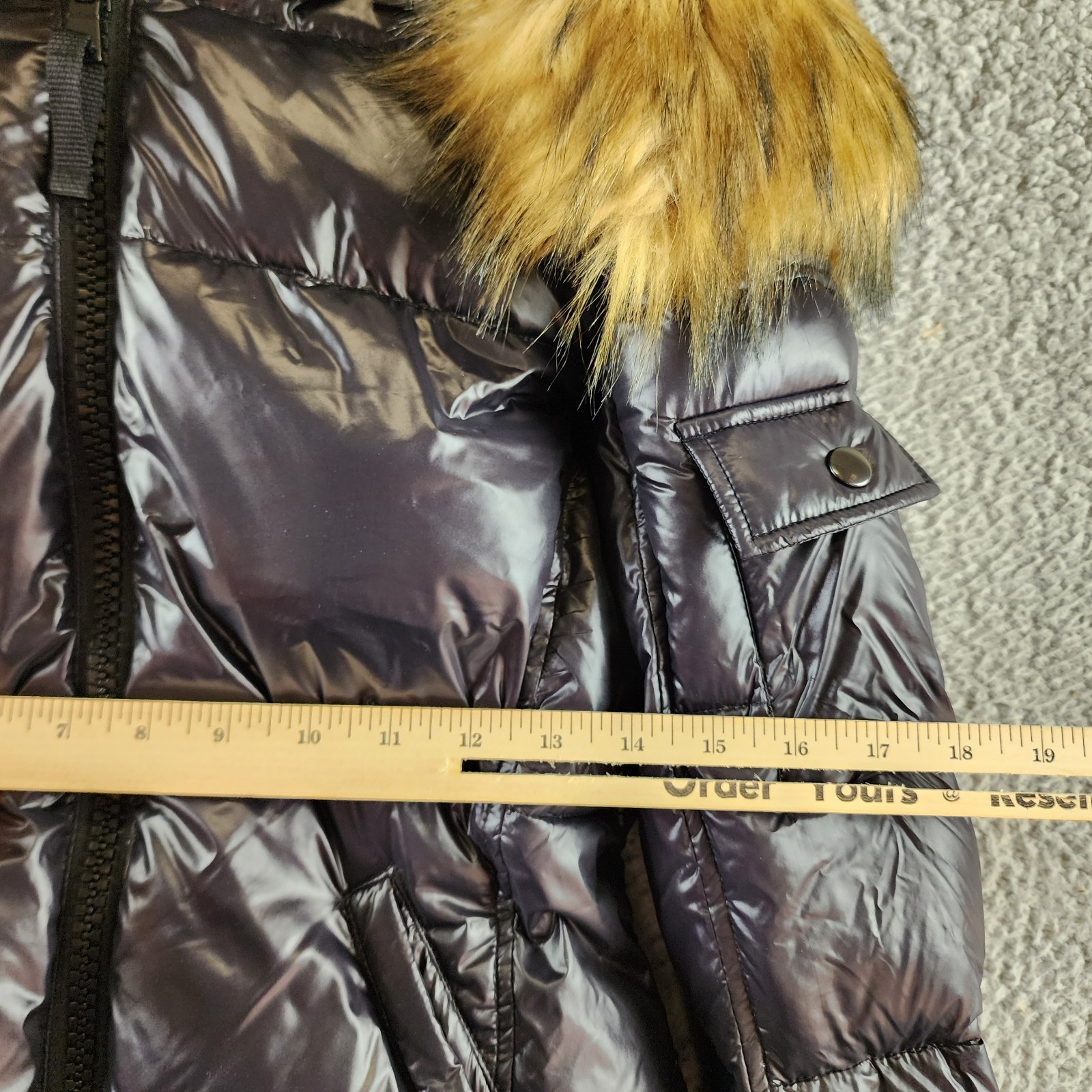 AQUA Gloss Allie Faux Fur Trim Down Puffer Jacket Women's M Black Zip Closure - Picture 5 of 17